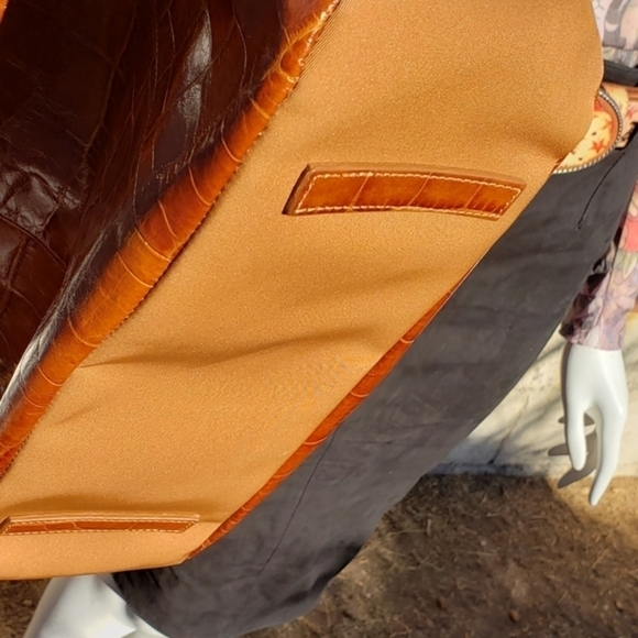 Brown Franco Sarto faux Crocodile embossed leather - Picture 7 of 7